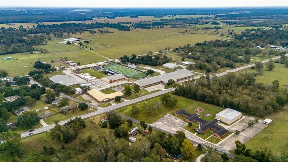 391 County Road 2010 Liberty, TX 77575