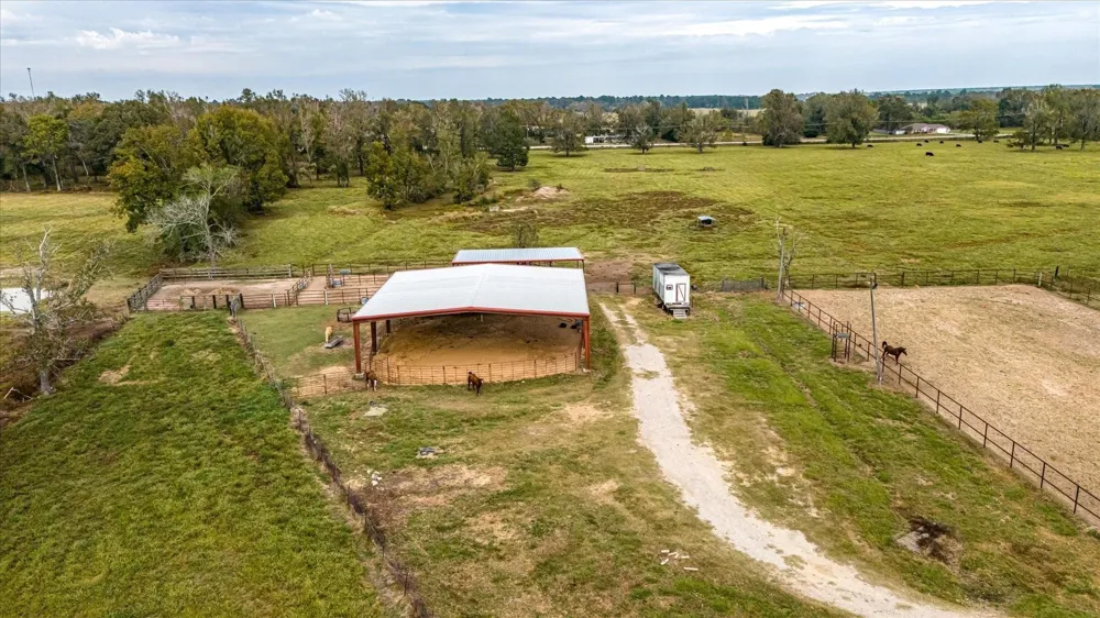 391 County Road 2010 Liberty, TX 77575