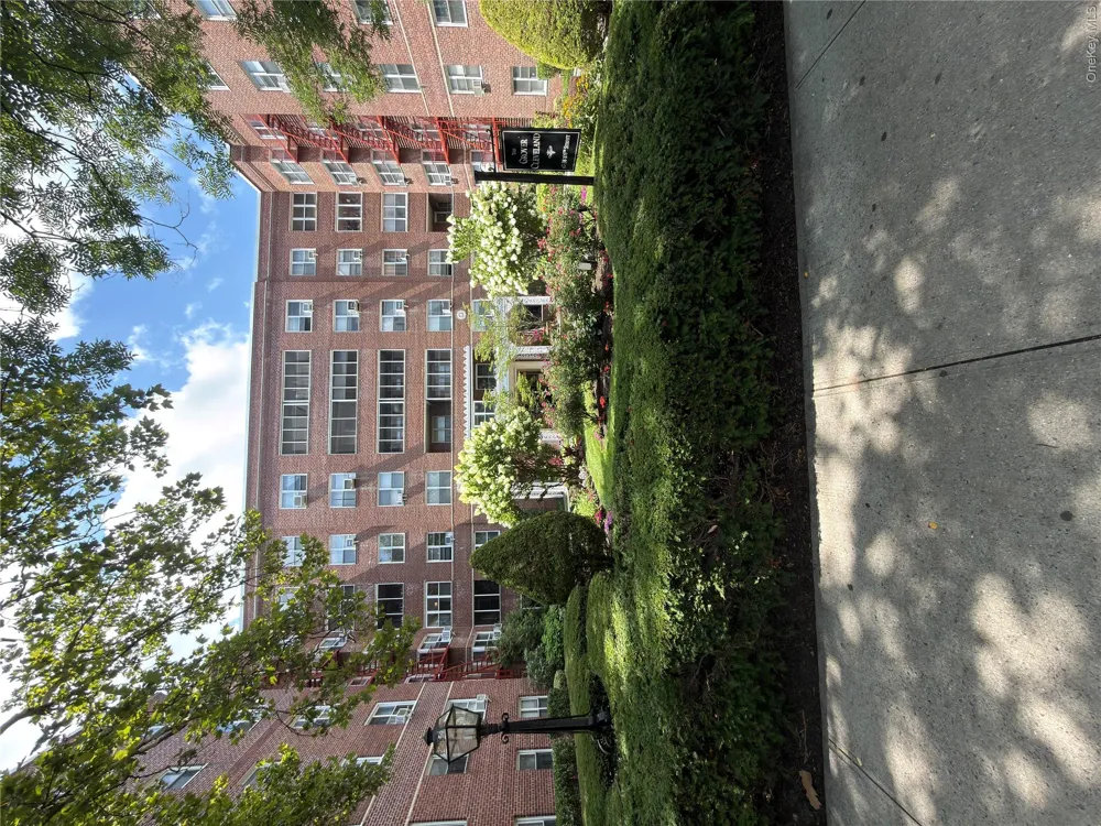 67-38 108th Street #C27 Forest Hills, NY 11375