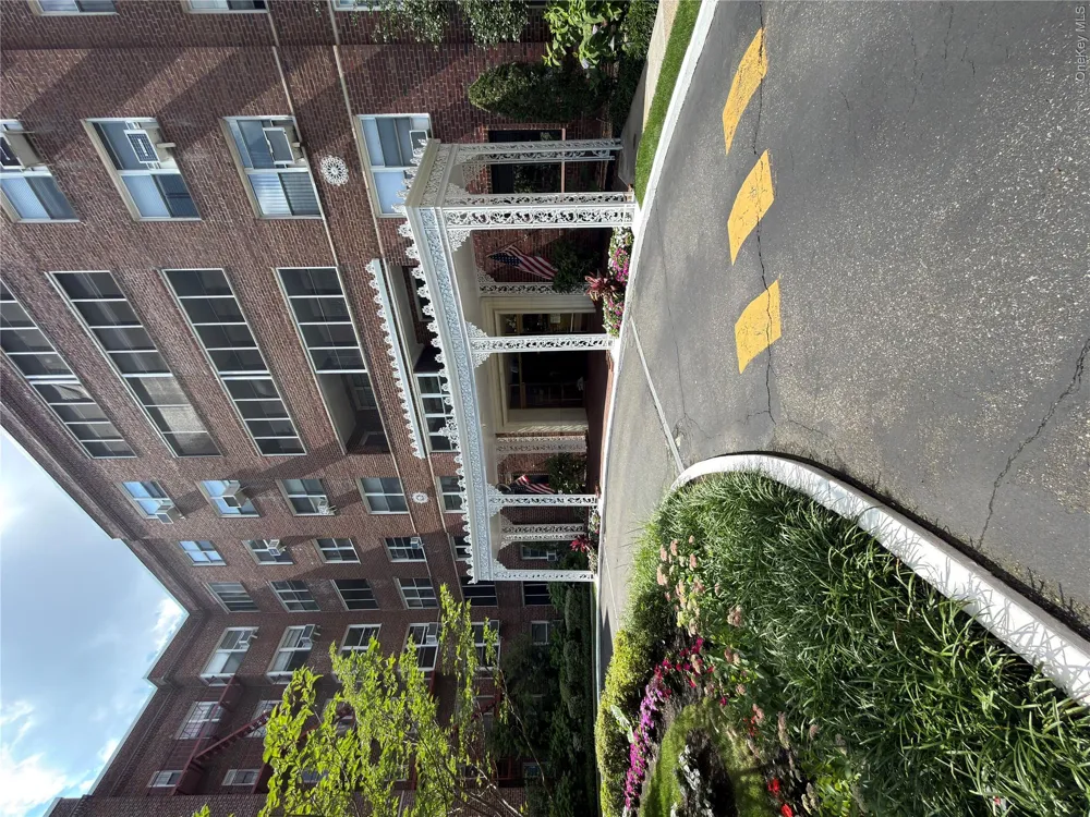 67-38 108th Street #C27 Forest Hills, NY 11375