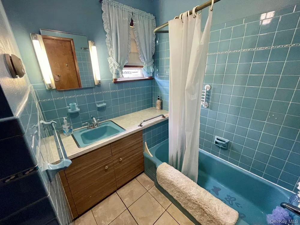 42 Rela Avenue Haverstraw, NY 10927
