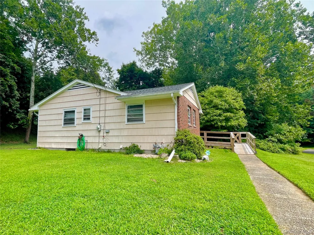 42 Rela Avenue Haverstraw, NY 10927