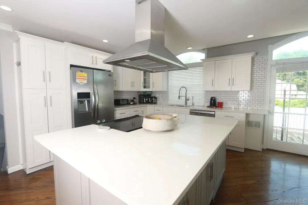 3260 Judith Lane Oceanside, NY 11572