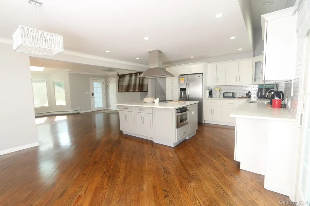 3260 Judith Lane Oceanside, NY 11572