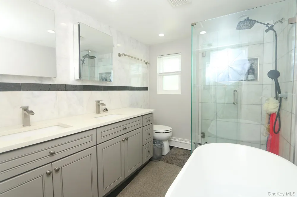 3260 Judith Lane Oceanside, NY 11572