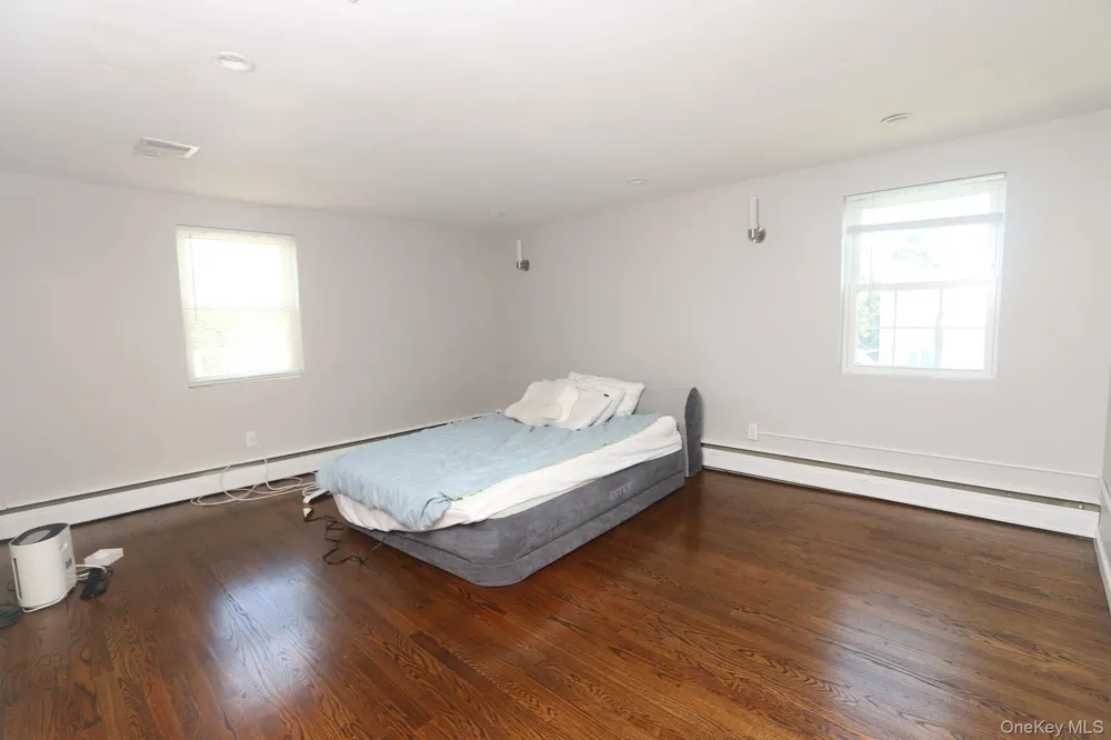 3260 Judith Lane Oceanside, NY 11572