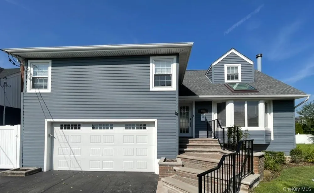 3260 Judith Lane Oceanside, NY 11572