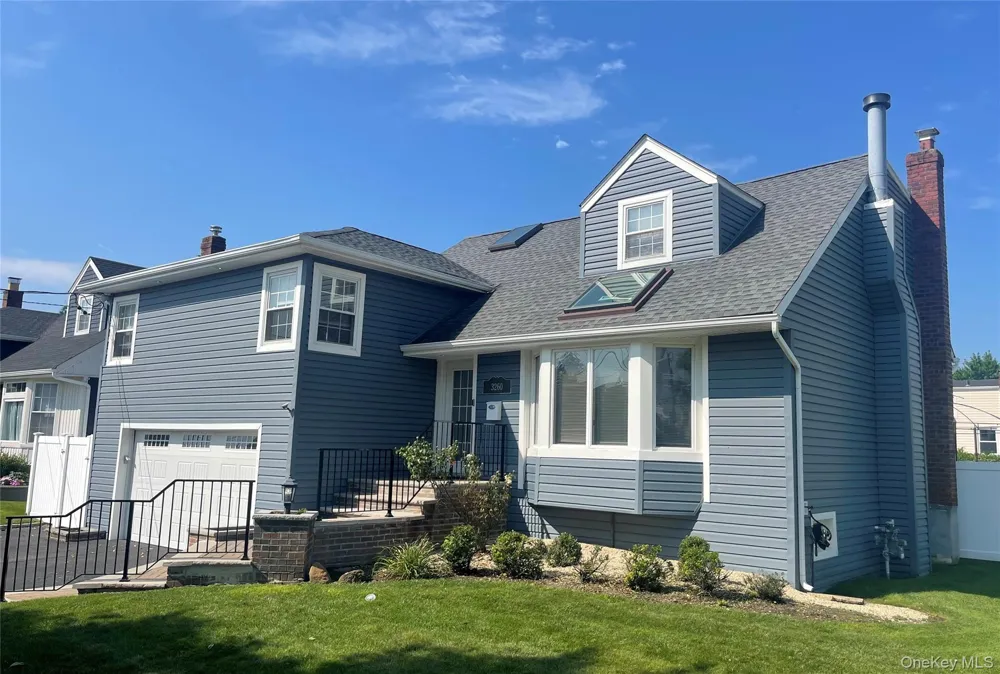 3260 Judith Lane Oceanside, NY 11572