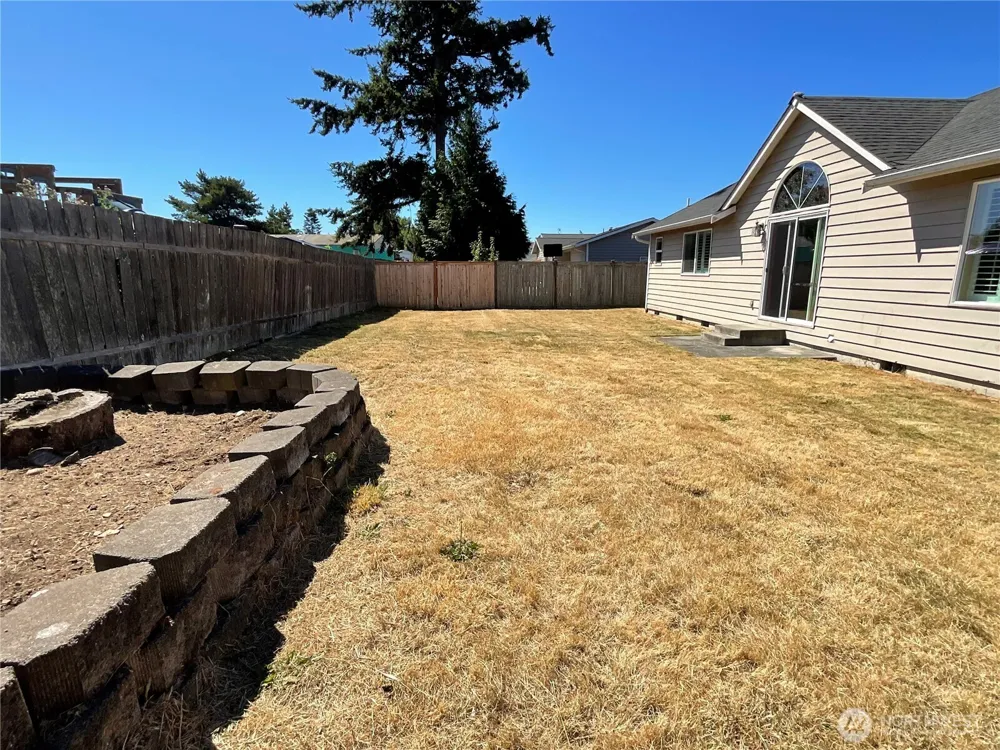 1382 NW Kathleen Drive Oak Harbor, WA 98277
