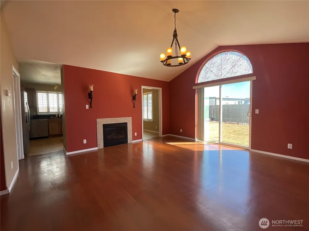 1382 NW Kathleen Drive Oak Harbor, WA 98277
