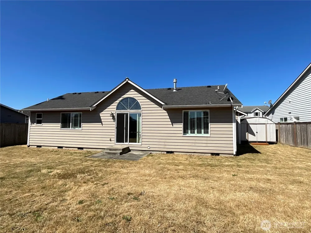 1382 NW Kathleen Drive Oak Harbor, WA 98277