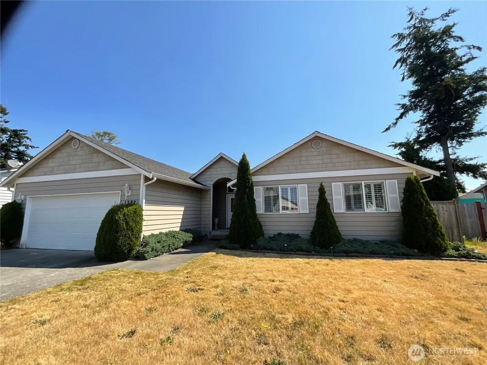 1382 NW Kathleen Drive Oak Harbor, WA 98277