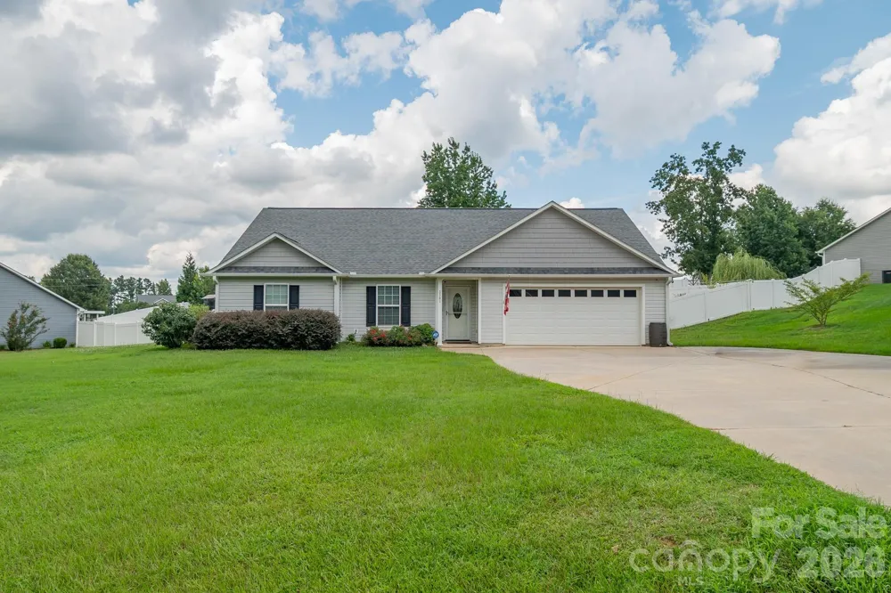 3301 Silver Fox Circle Lancaster, SC 29720
