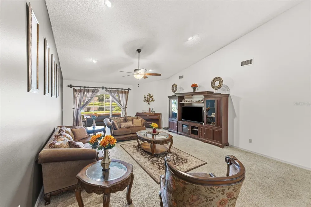 6513 THOROUGHBRED LOOP Odessa, FL 33556