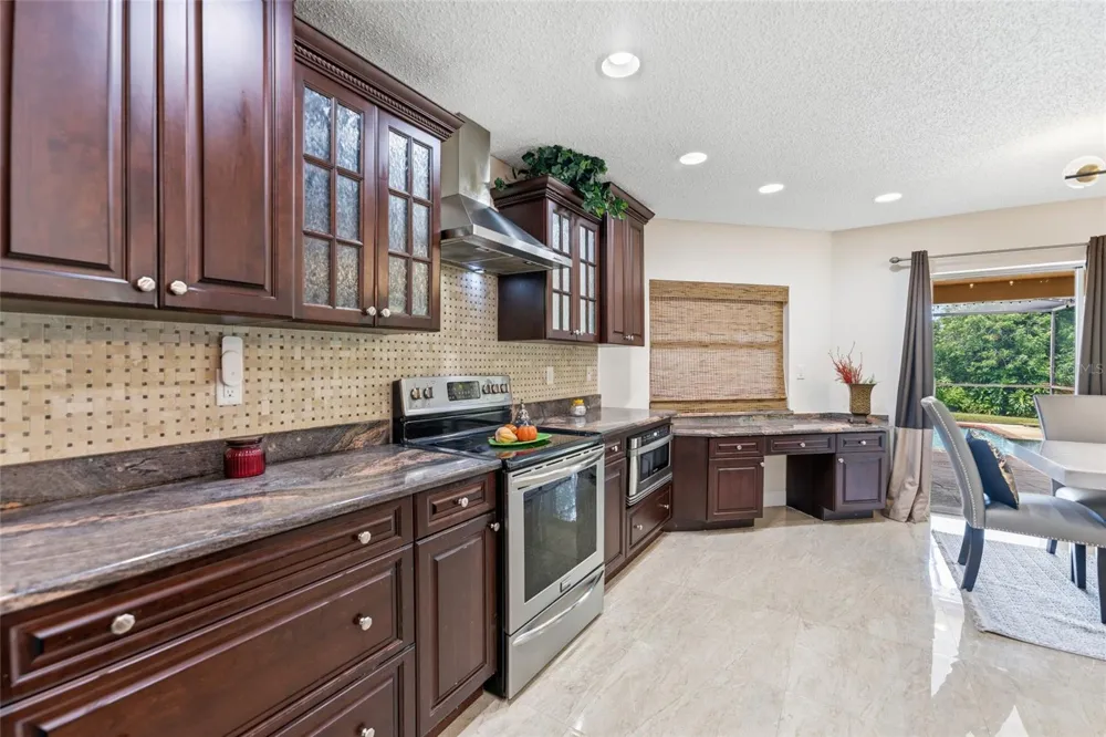 6513 THOROUGHBRED LOOP Odessa, FL 33556