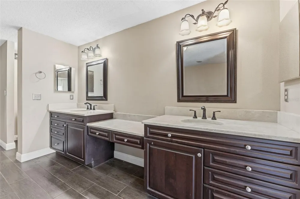 6513 THOROUGHBRED LOOP Odessa, FL 33556