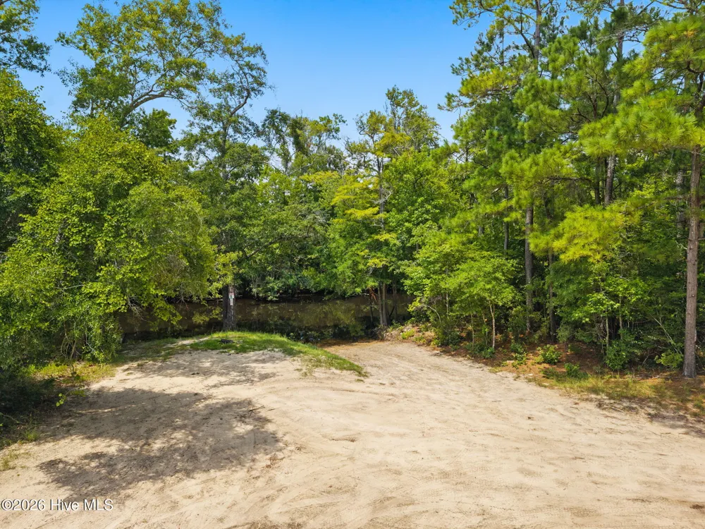 425 Colonial Landing Road SE Bolivia, NC 28422