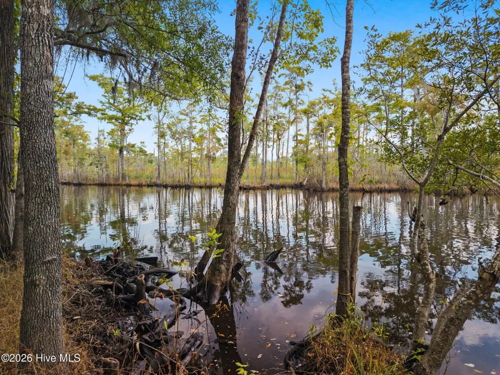 425 Colonial Landing Road SE Bolivia, NC 28422