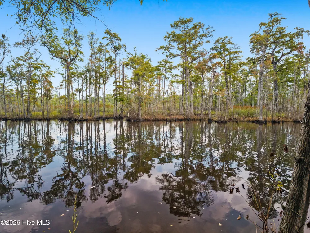 425 Colonial Landing Road SE Bolivia, NC 28422