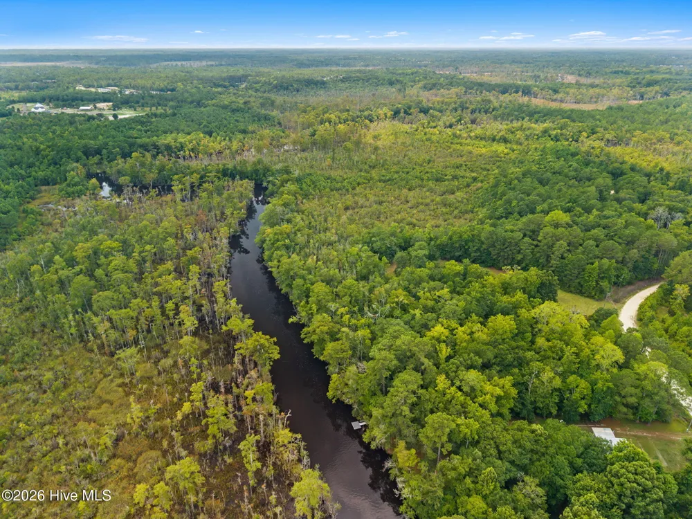 425 Colonial Landing Road SE Bolivia, NC 28422