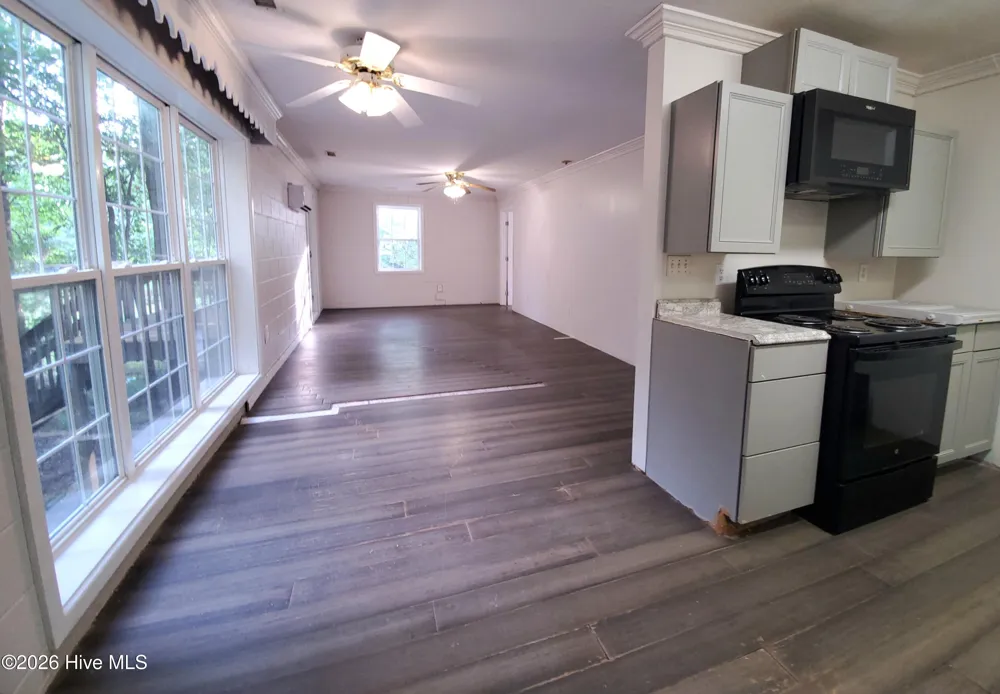 425 Colonial Landing Road SE Bolivia, NC 28422