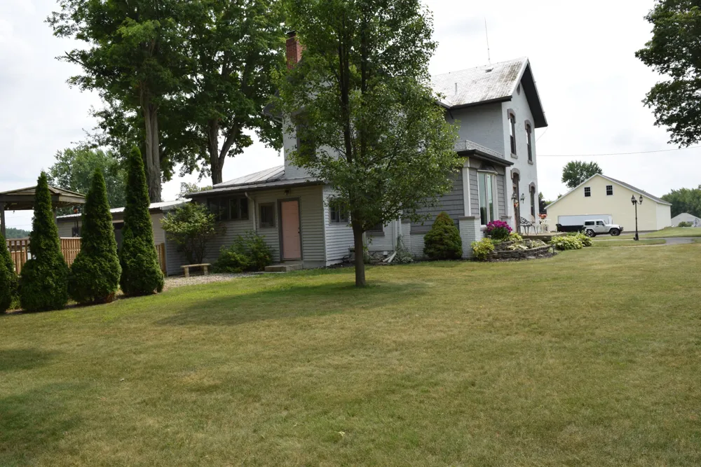231 S Fremont Road Coldwater, MI 49036