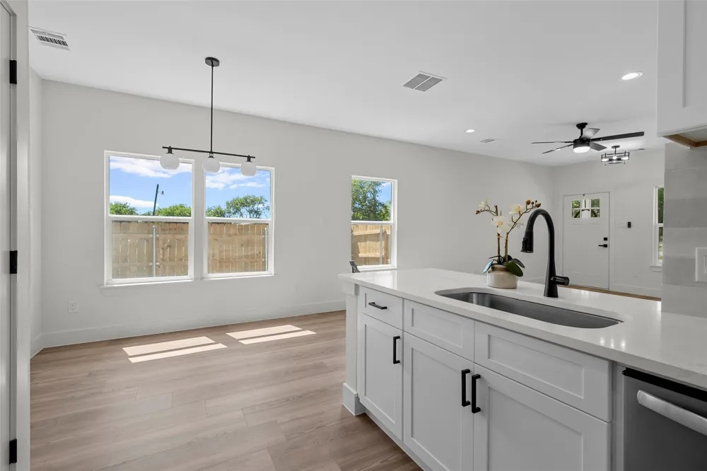 308 Mark Street Hillsboro, TX 76645