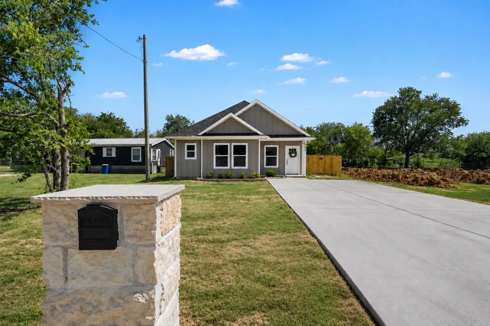 308 Mark Street Hillsboro, TX 76645