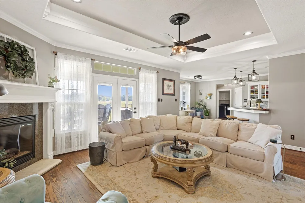 14675 Broken Arrow Road Santa Fe, TX 77517