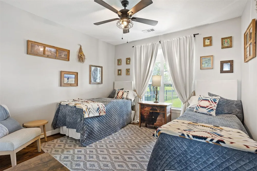 14675 Broken Arrow Road Santa Fe, TX 77517