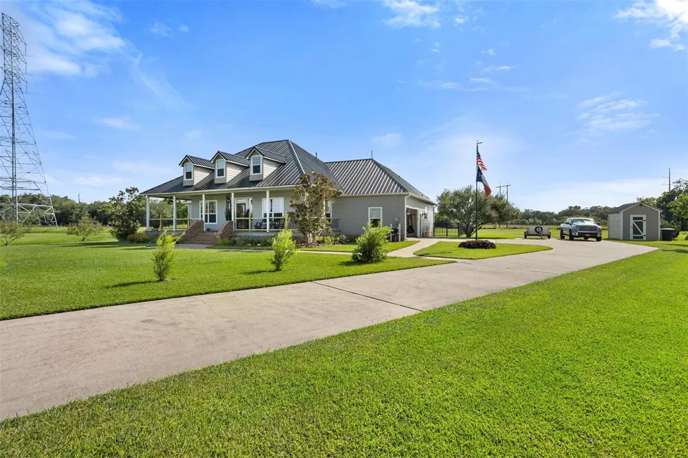14675 Broken Arrow Road Santa Fe, TX 77517
