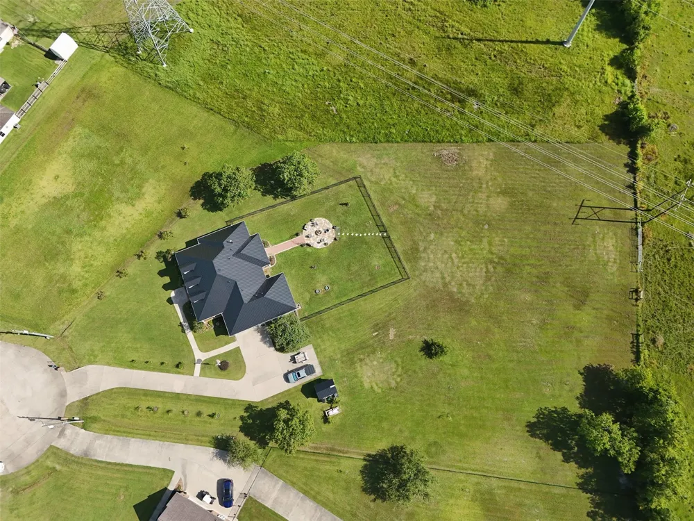 14675 Broken Arrow Road Santa Fe, TX 77517