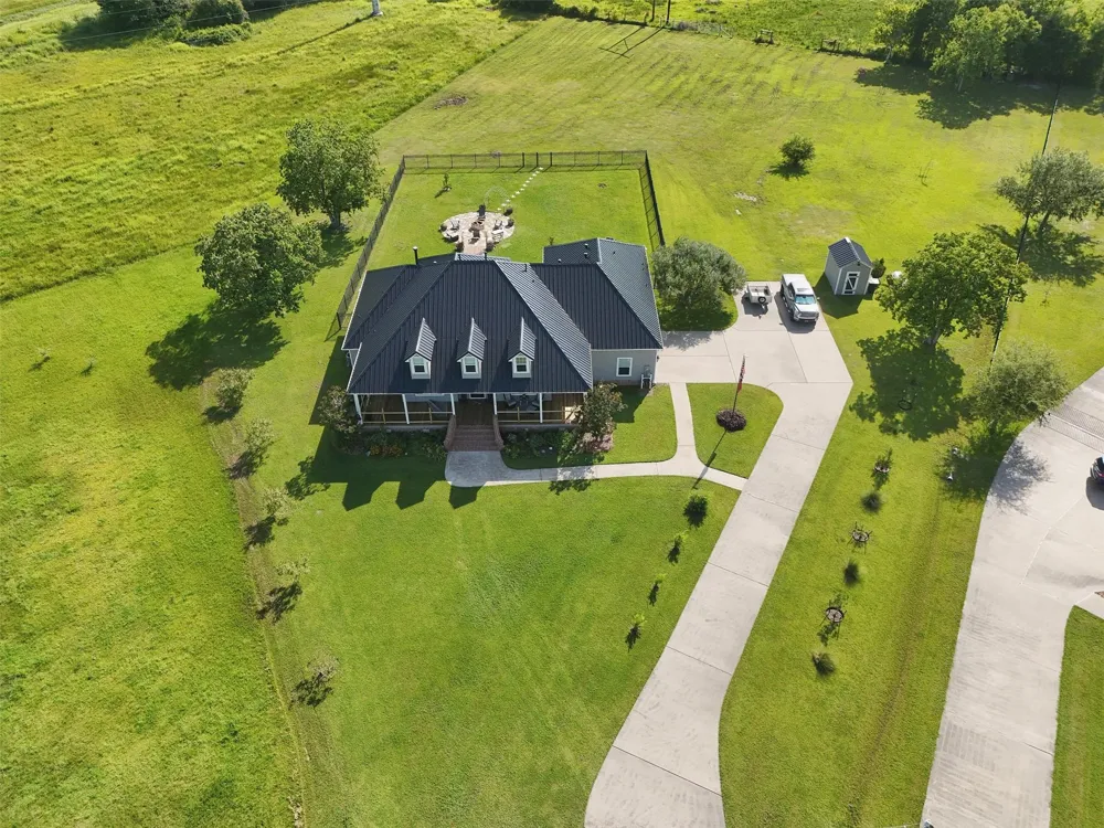 14675 Broken Arrow Road Santa Fe, TX 77517