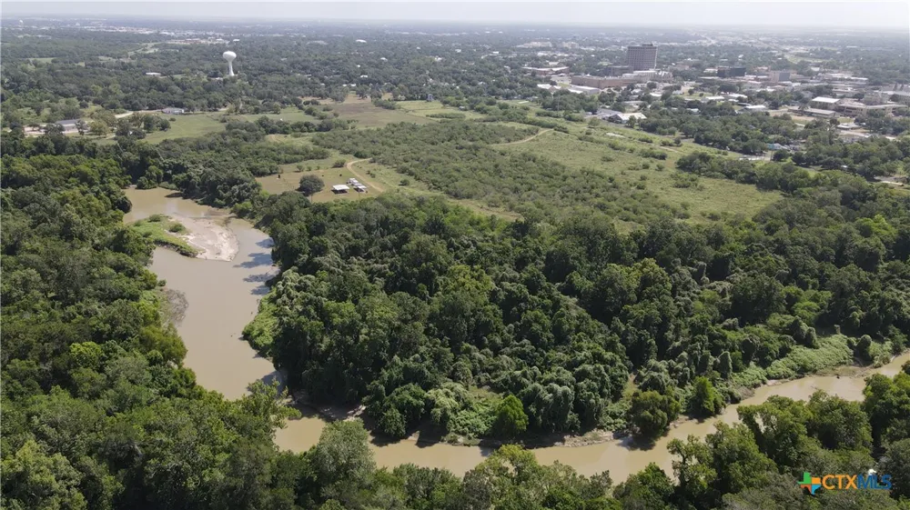 601 W Church Street Victoria, TX 77901