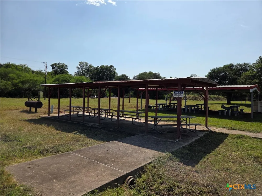 601 W Church Street Victoria, TX 77901