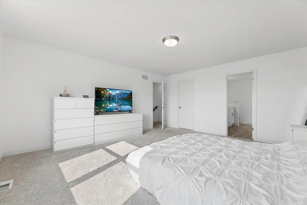 1908 Boulder Way Carver, MN 55315