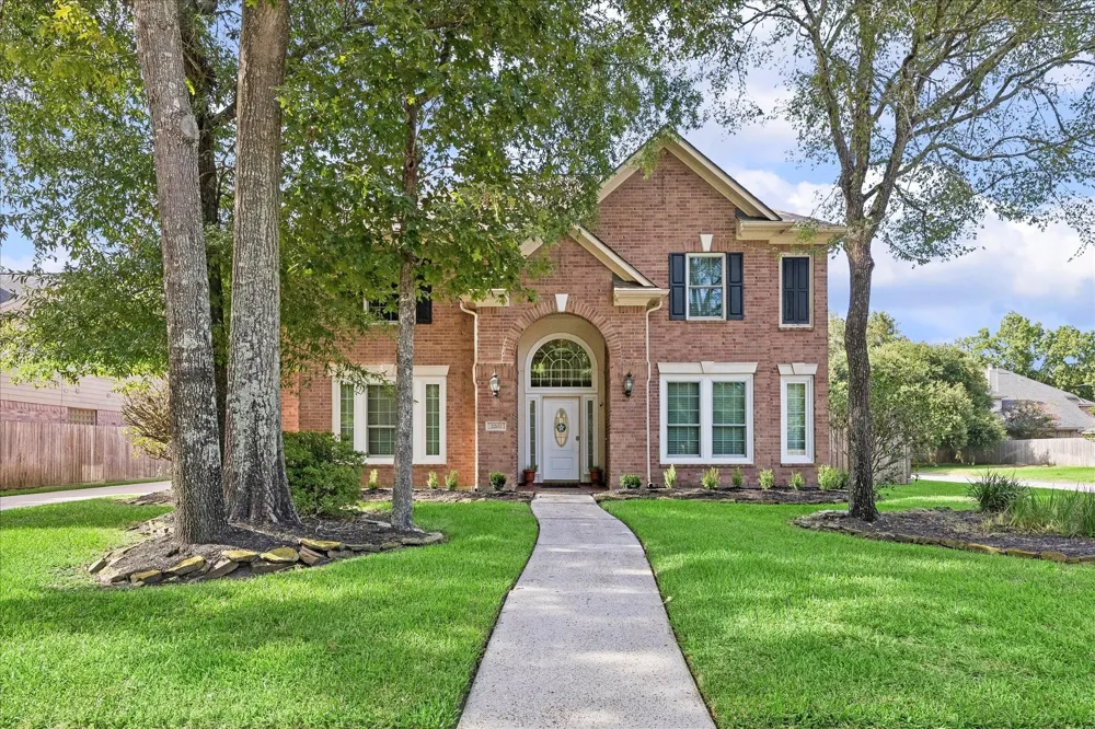 2202 Riverway Oak Drive Kingwood, TX 77345