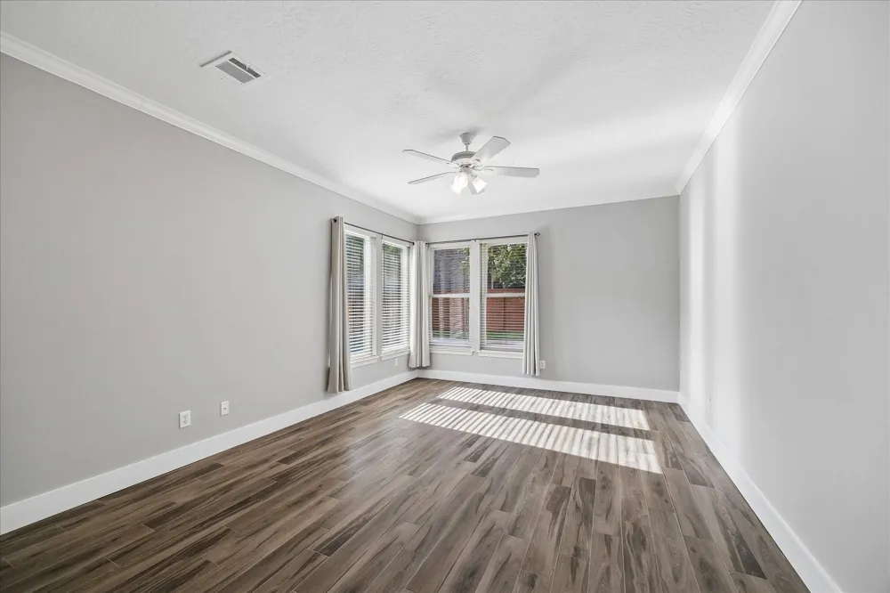 2202 Riverway Oak Drive Kingwood, TX 77345