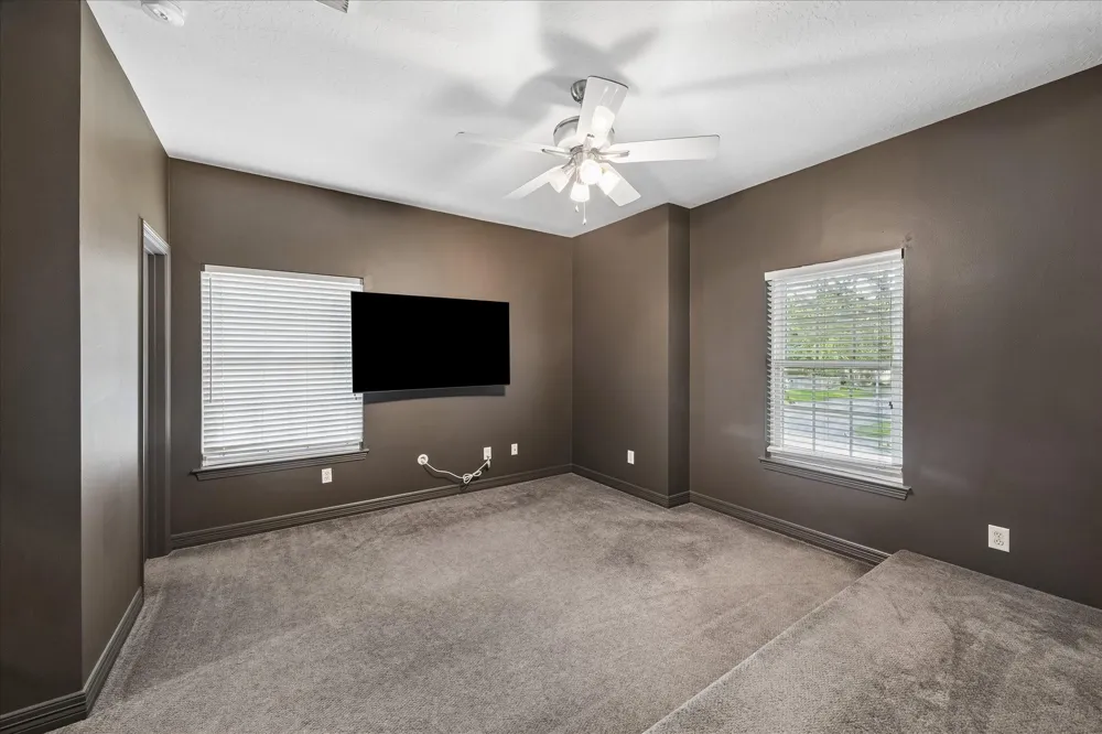 2202 Riverway Oak Drive Kingwood, TX 77345