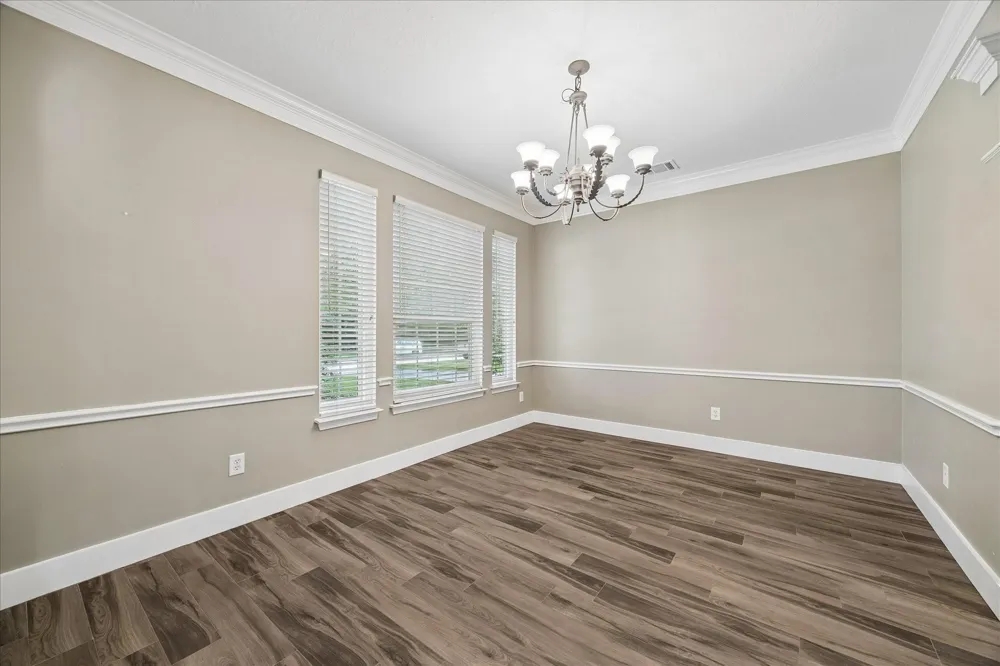 2202 Riverway Oak Drive Kingwood, TX 77345