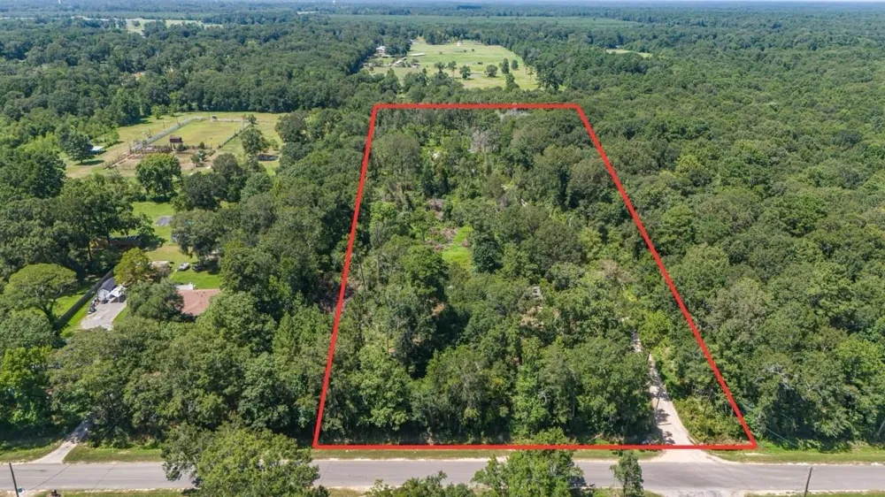 917 County Road 331 Cleveland, TX 77327