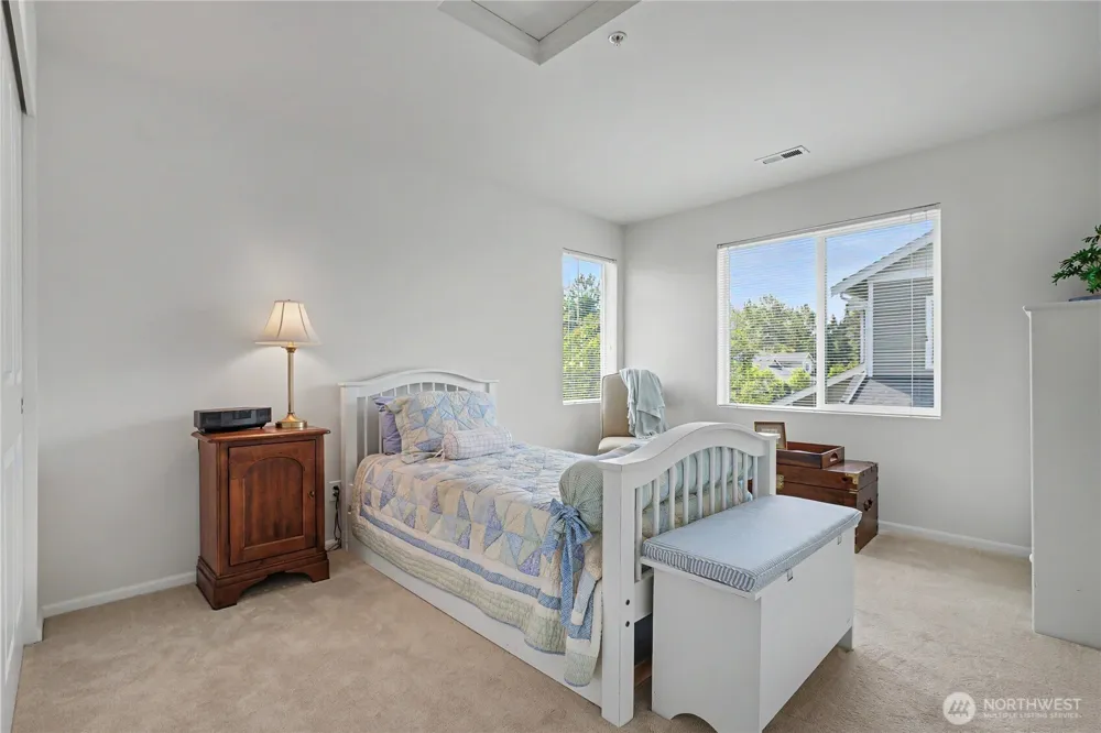 7119 James Place SE Auburn, WA 98092