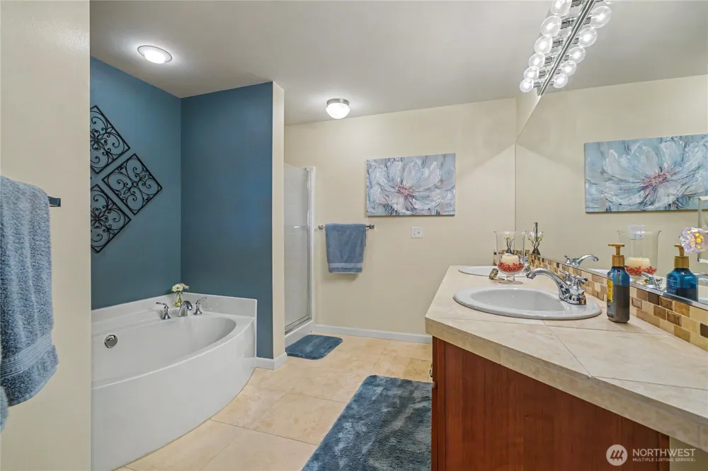 7119 James Place SE Auburn, WA 98092