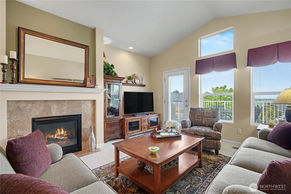 7119 James Place SE Auburn, WA 98092