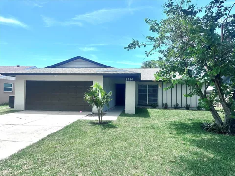 2380 TIMBERCREST CIRCLE W
