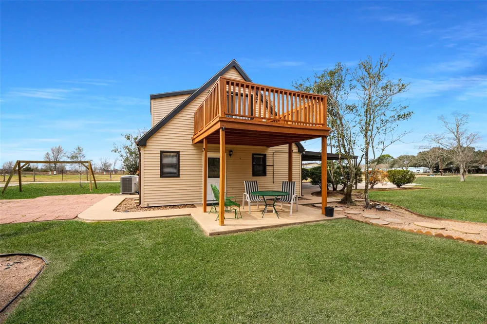 15021 County Road 272 East Bernard, TX 77435
