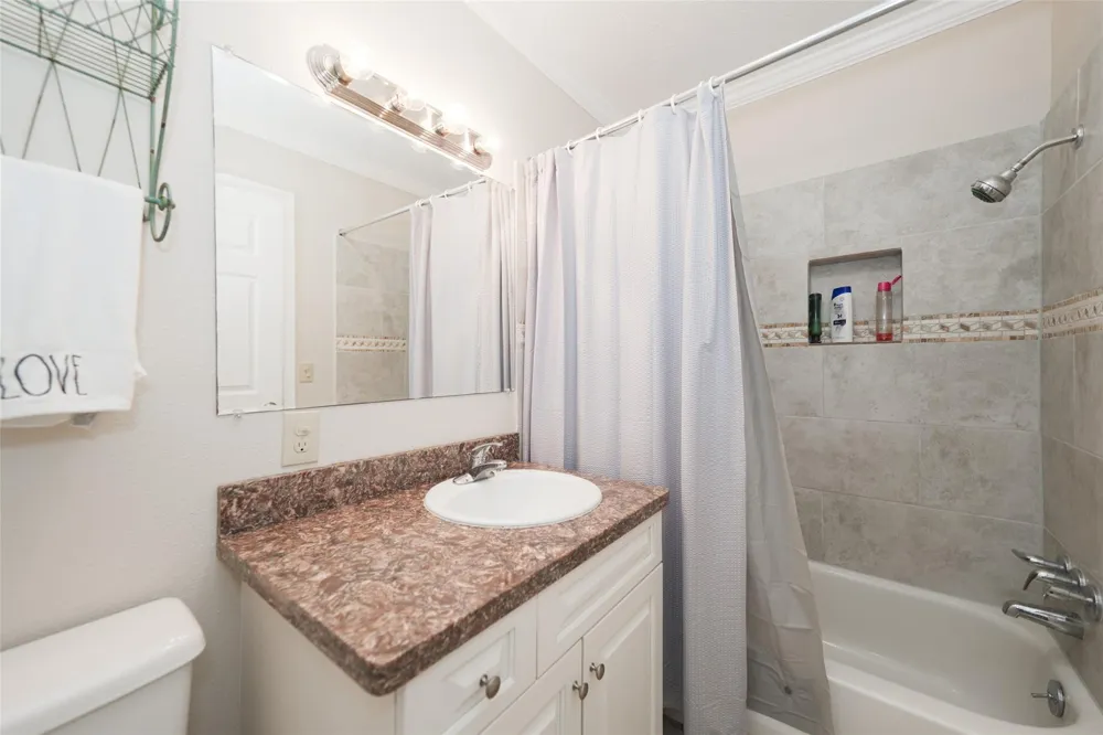 15021 County Road 272 East Bernard, TX 77435