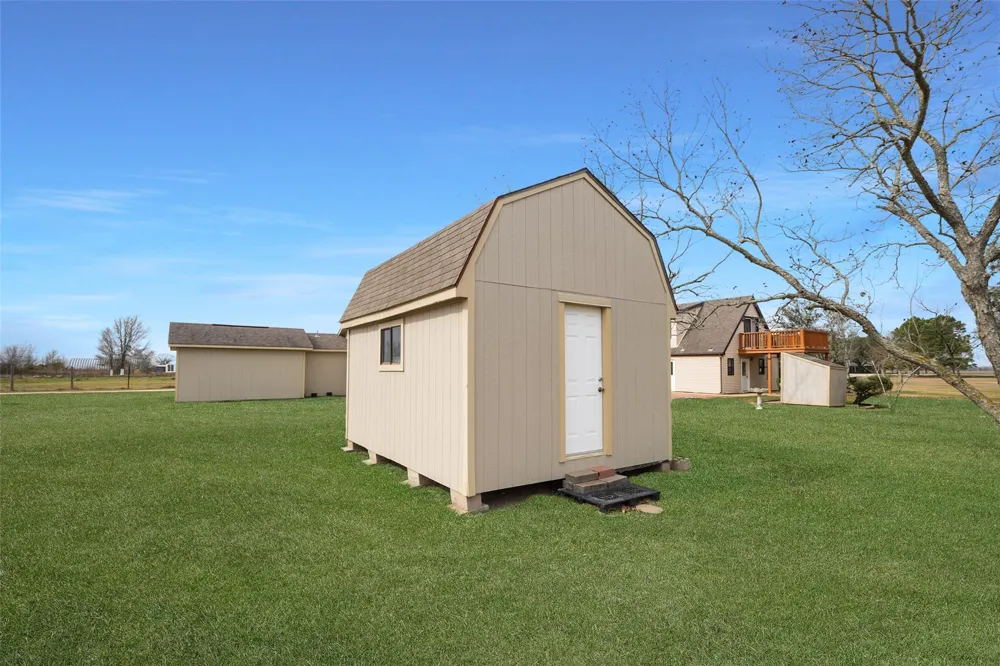 15021 County Road 272 East Bernard, TX 77435