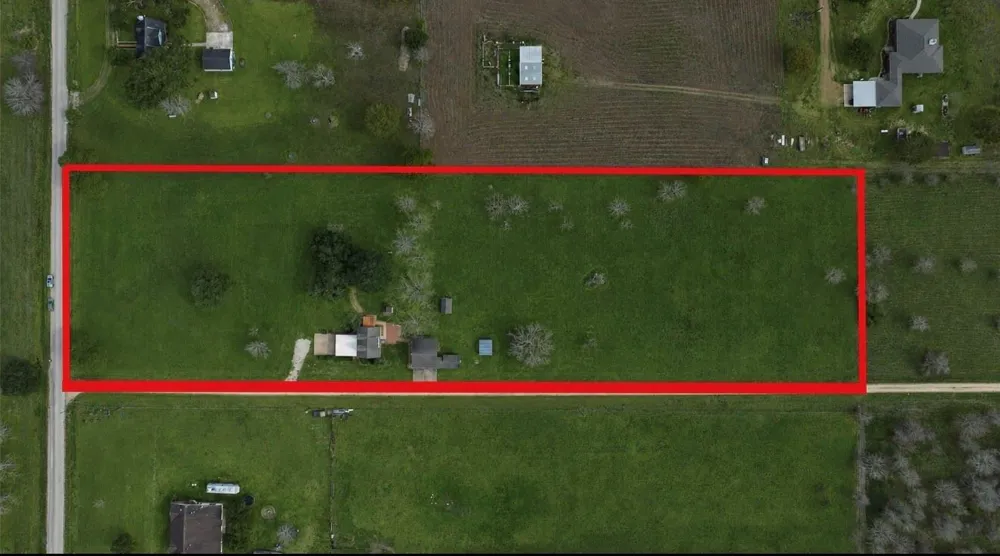 15021 County Road 272 East Bernard, TX 77435