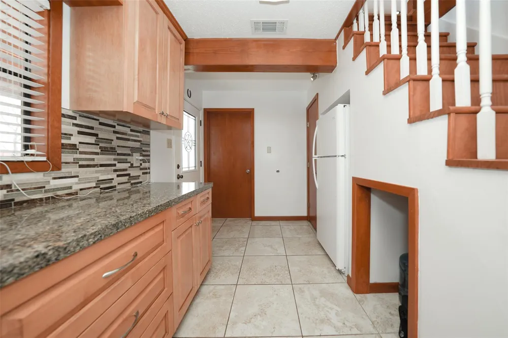 15021 County Road 272 East Bernard, TX 77435